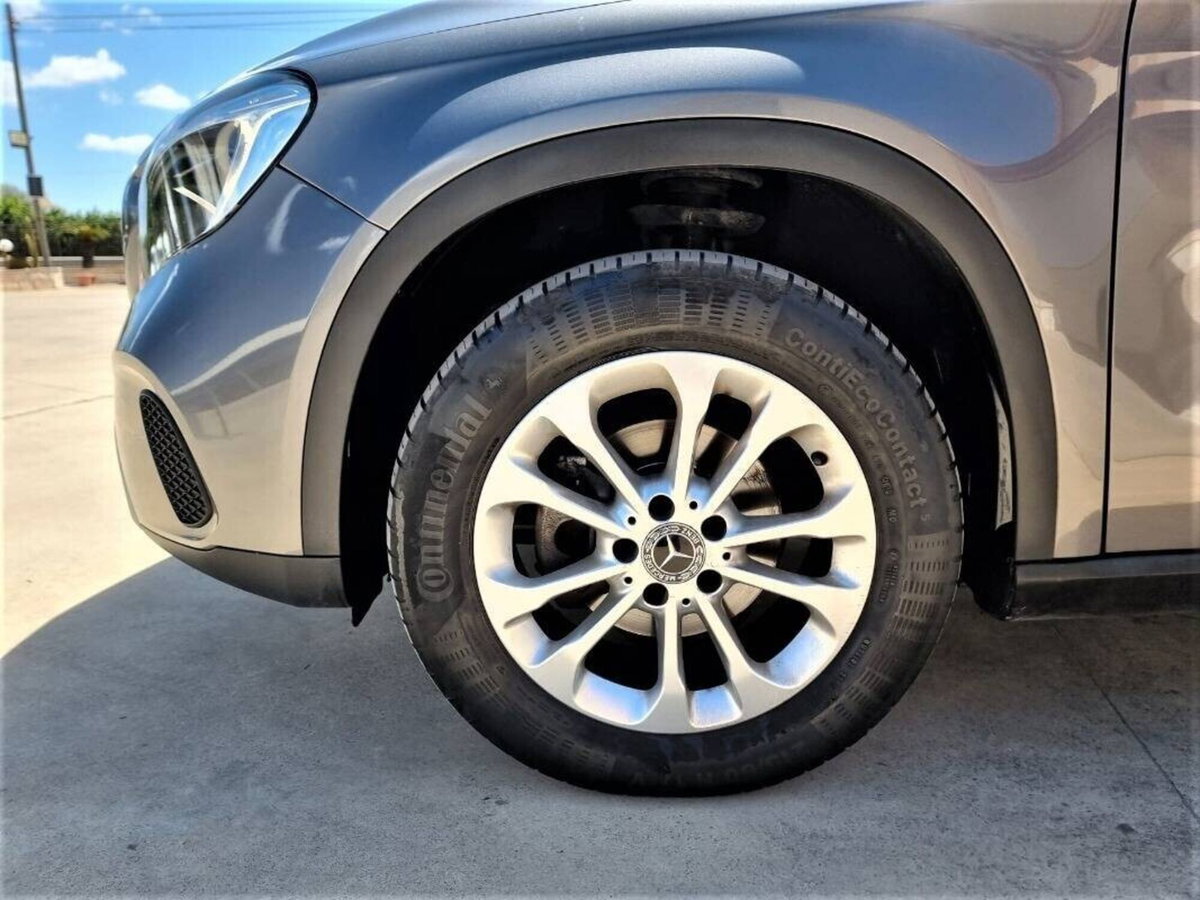 Mercedes-Benz GLA SUV 220 d Automatic 4Matic Business (10)