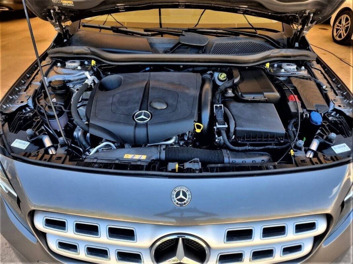 Mercedes-Benz GLA SUV 220 d Automatic 4Matic Business (19)