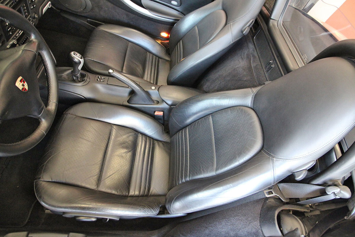 Porsche Boxster 3.2i 24V cat S (19)