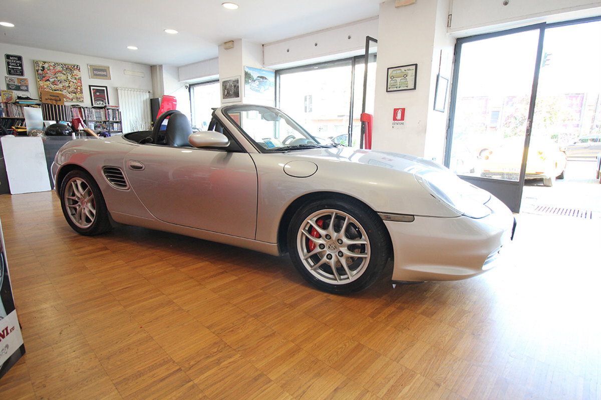 Porsche Boxster 3.2i 24V cat S (3)