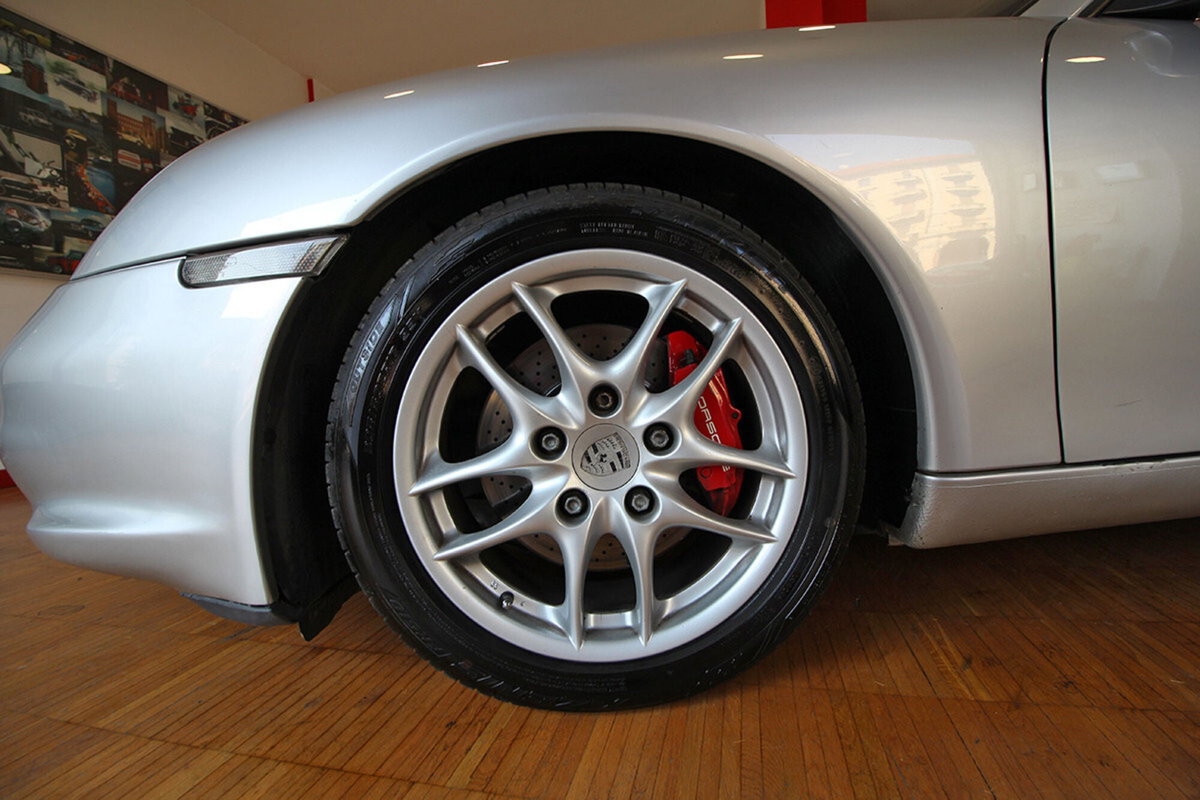 Porsche Boxster 3.2i 24V cat S (7)