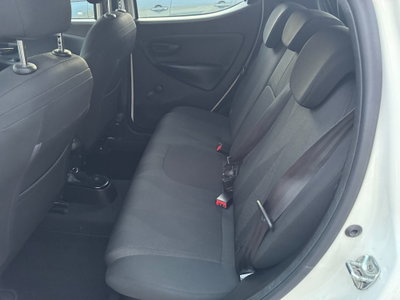 Lancia Ypsilon 1.2 69 CV 5 porte GPL Ecochic Gold (20)