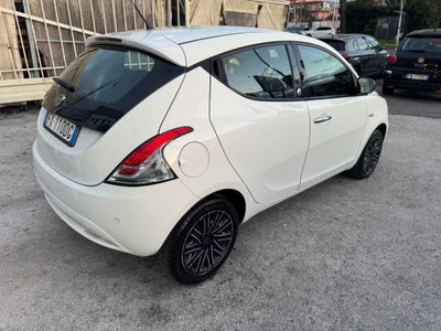 Lancia Ypsilon 1.2 69 CV 5 porte GPL Ecochic Gold (7)