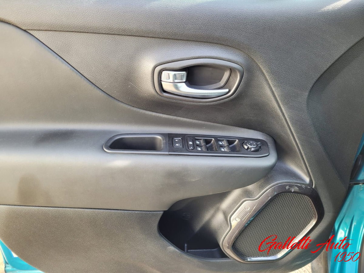 Jeep Renegade 1.3 t4 phev Trailhawk 4xe at6 (7)
