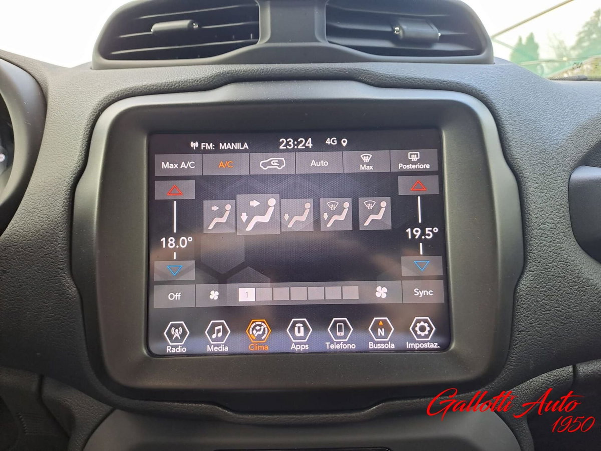 Jeep Renegade 1.3 t4 phev Trailhawk 4xe at6 (19)