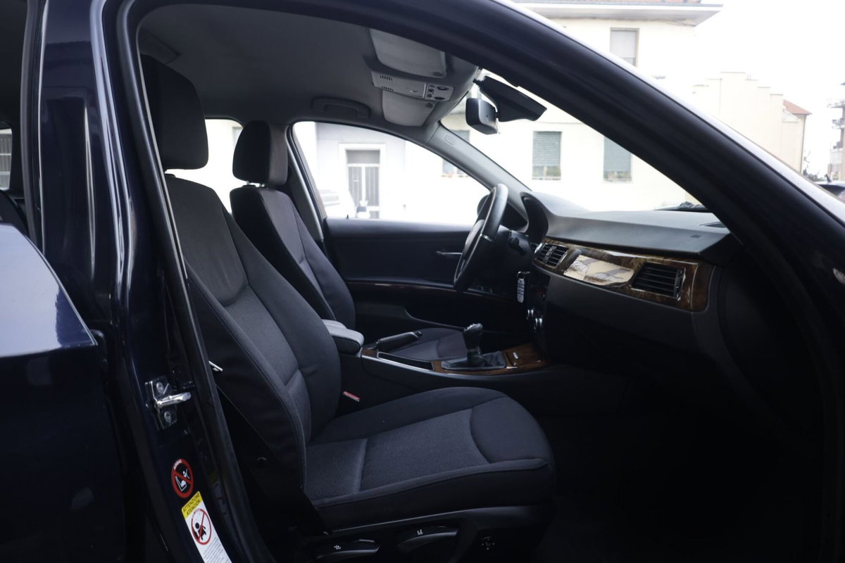 BMW Serie 3 Touring 320d cat  MSport (10)
