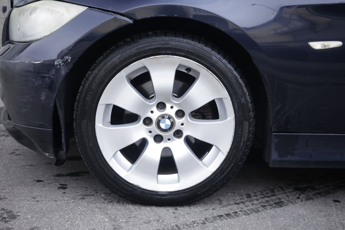 BMW Serie 3 Touring 320d cat  MSport (5)