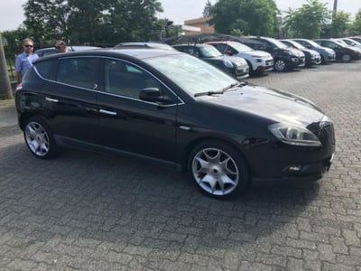 Lancia Delta 1.9 MJT Twinturbo DPF Oro usata