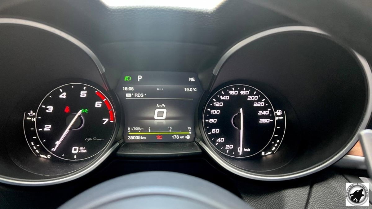 Alfa Romeo Stelvio Stelvio 2.0 Turbo 280 CV AT8 Q4 Super (17)