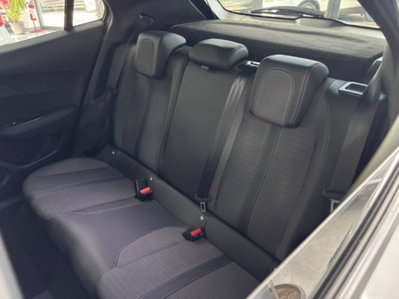 Peugeot 2008 BlueHDi 110 S&S Active (11)