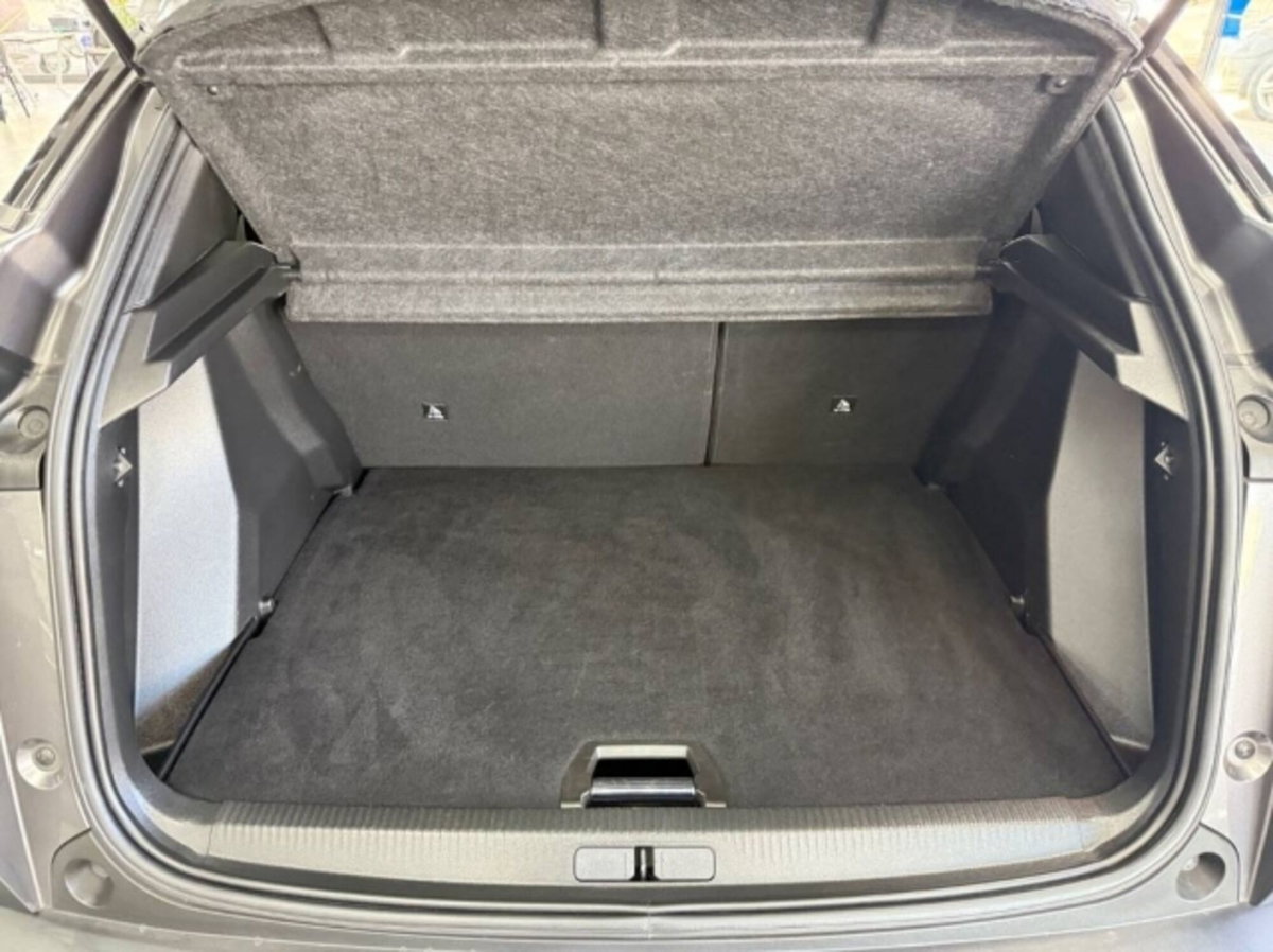 Peugeot 2008 BlueHDi 110 S&S Active (9)