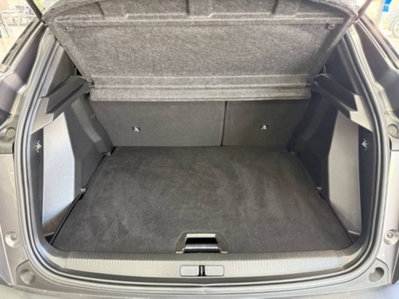 Peugeot 2008 BlueHDi 110 S&S Active (9)