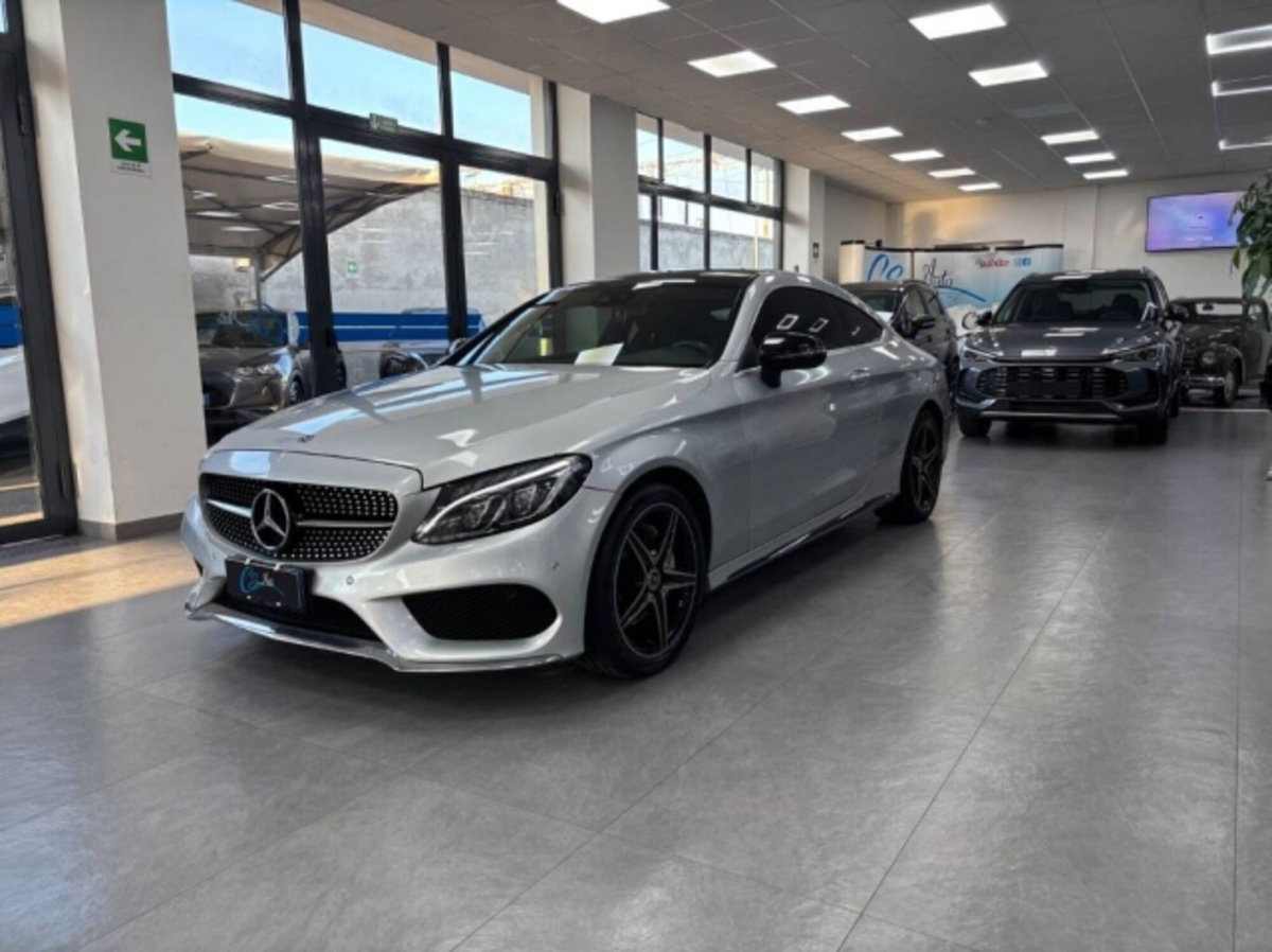 Mercedes-Benz Classe C Coupé 220 d Auto 4Matic Coupé Premium Plus (3)