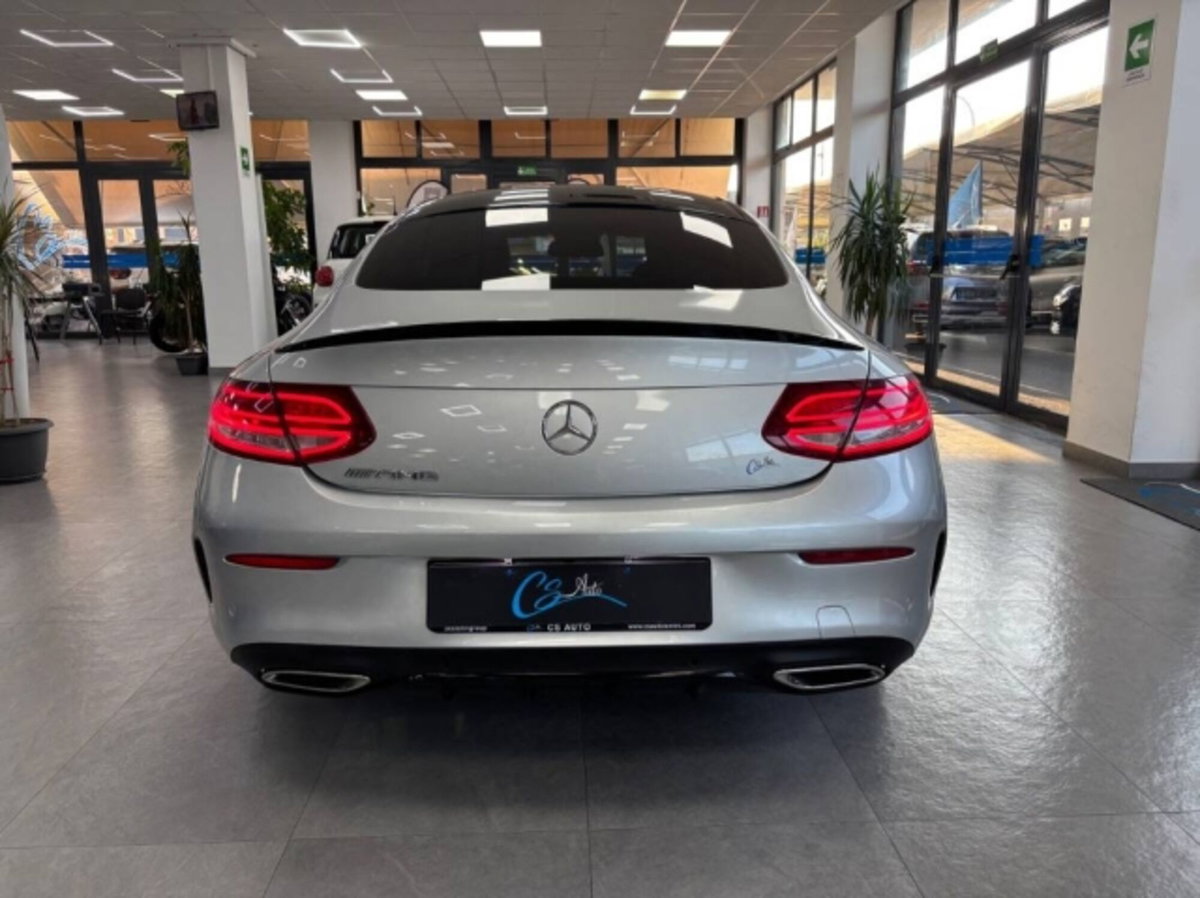Mercedes-Benz Classe C Coupé 220 d Auto 4Matic Coupé Premium Plus (5)