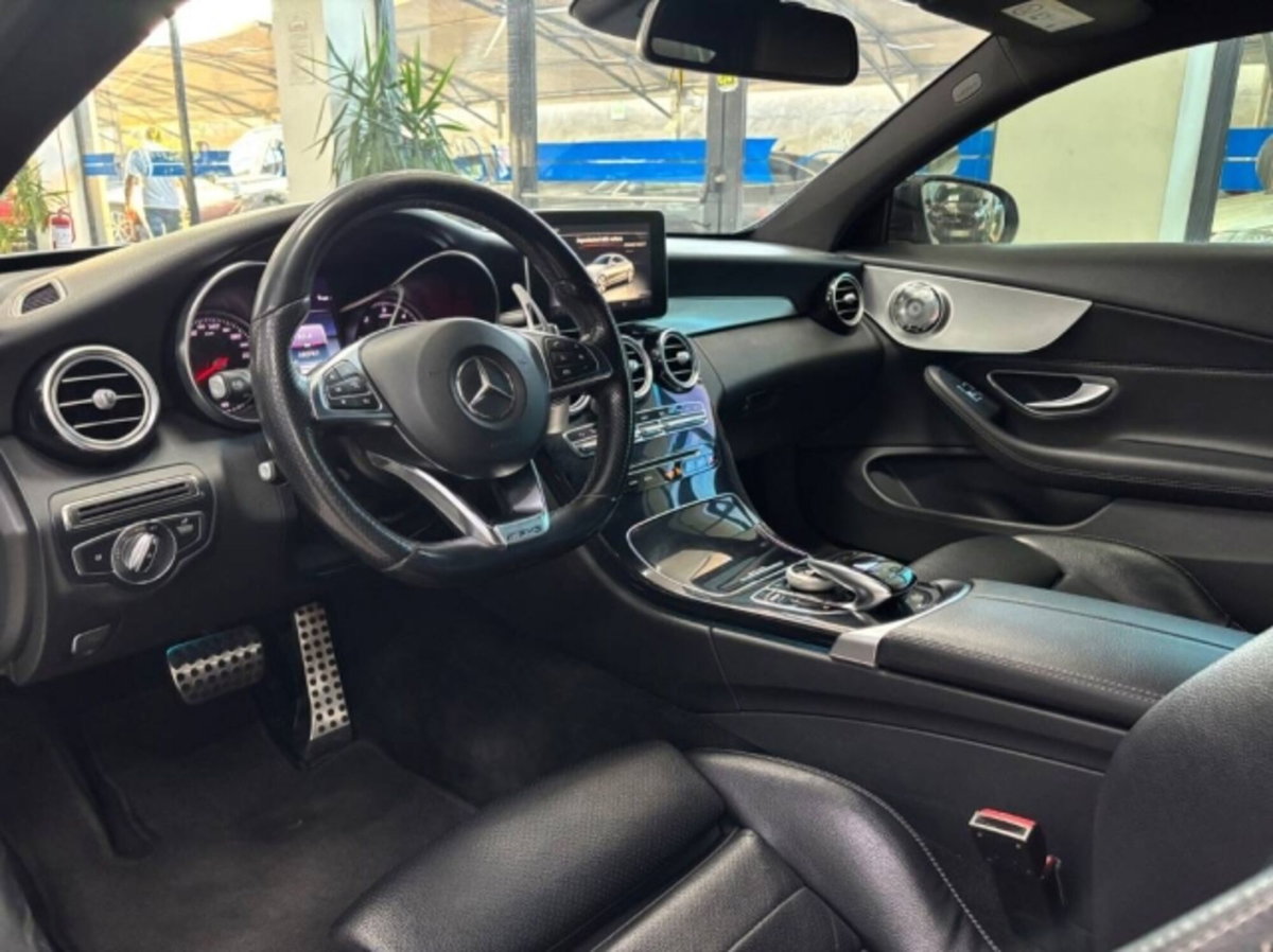 Mercedes-Benz Classe C Coupé 220 d Auto 4Matic Coupé Premium Plus (9)
