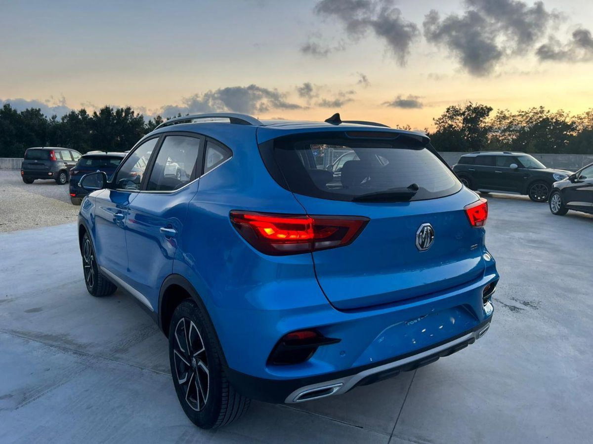 Mg ZS ZS 1.5 Luxury (4)