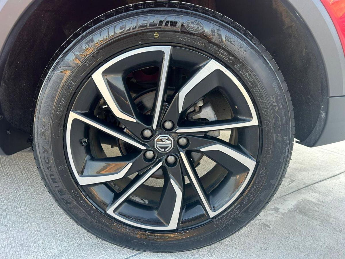 Mg ZS ZS 1.5 Luxury (15)