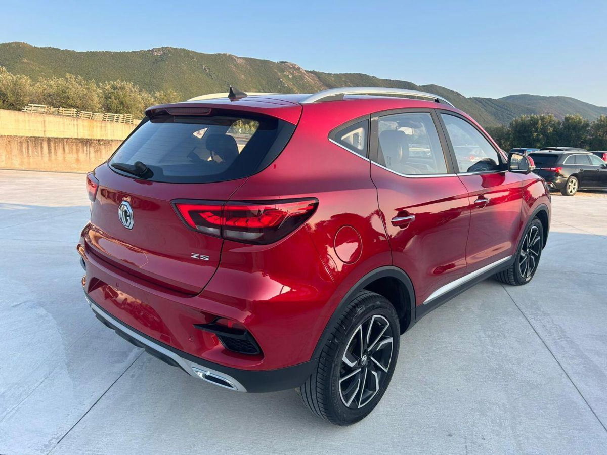 Mg ZS ZS 1.5 Luxury (6)