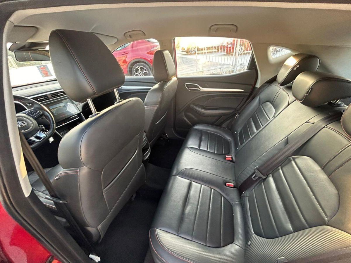 Mg ZS ZS 1.5 Luxury (7)