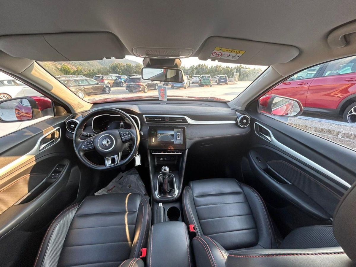 Mg ZS ZS 1.5 Luxury (8)