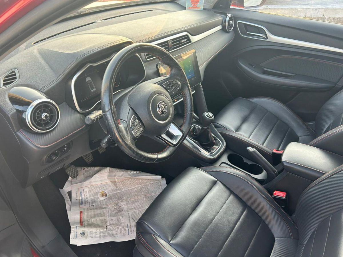 Mg ZS ZS 1.5 Luxury (9)