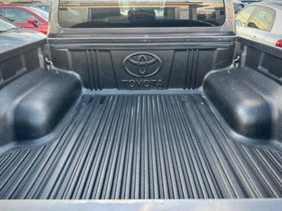 Toyota Hilux 2.D-4D 4WD porte Double Cab Lounge (11)