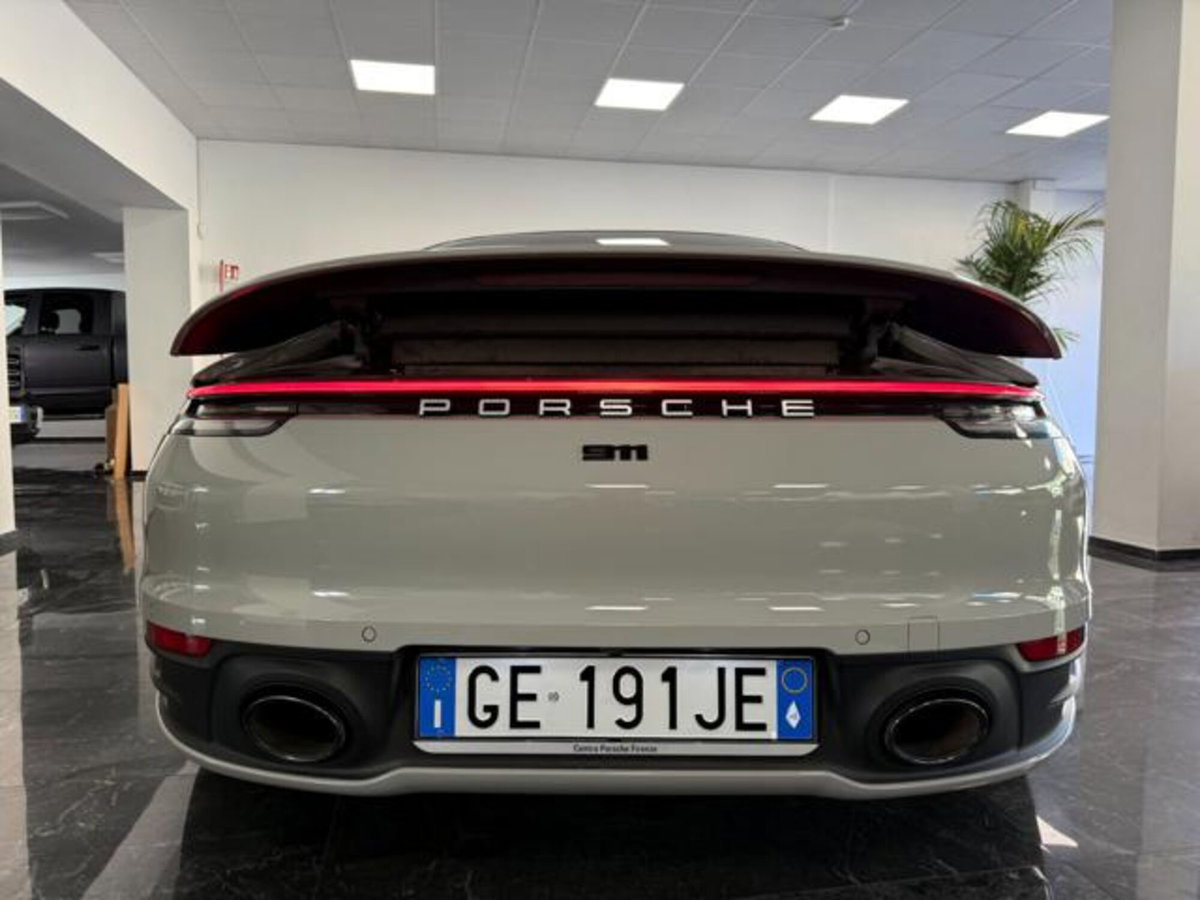 Porsche 911 Coupé Coupe 3.0 Carrera 4 auto (5)