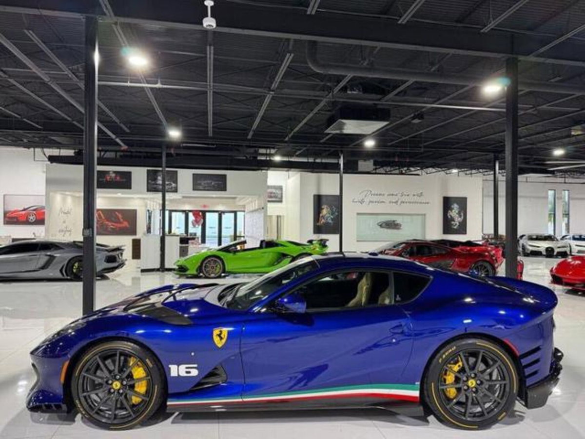 Ferrari 812 Spider 812 GTS (2)