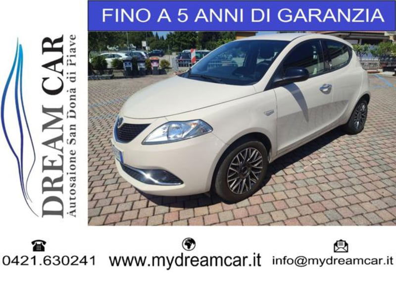 Lancia Ypsilon 1.2 69 CV 5 porte Platinum