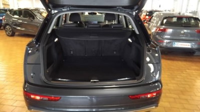 Audi Q5 40 TDI 204 CV quattro S tronic Business (9)