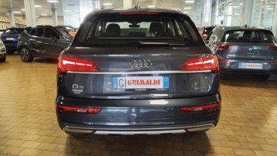 Audi Q5 40 TDI 204 CV quattro S tronic Business (5)
