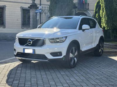 Volvo XC40 T2 Geartronic Momentum Pro usata