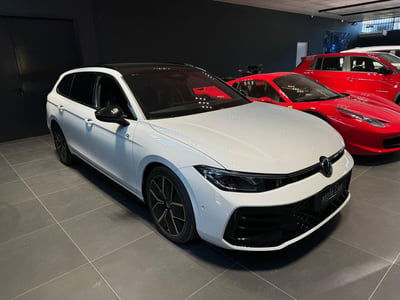 Volkswagen Passat 2.0 tdi scr R-Line 150cv dsg