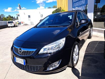 Opel Astra 1.6 115CV 5 porte aut. Cosmo usata