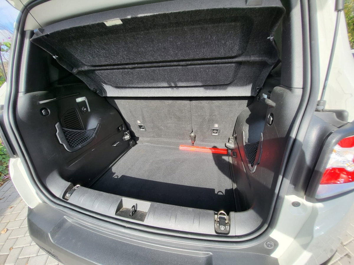 Jeep Renegade 1.6 Mjt 120 CV Limited (16)