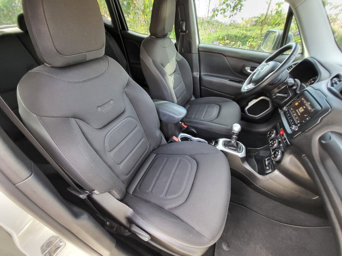 Jeep Renegade 1.6 Mjt 120 CV Limited (19)
