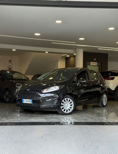 Ford Fiesta 1.4 5p. Bz.- GPL Titanium usata