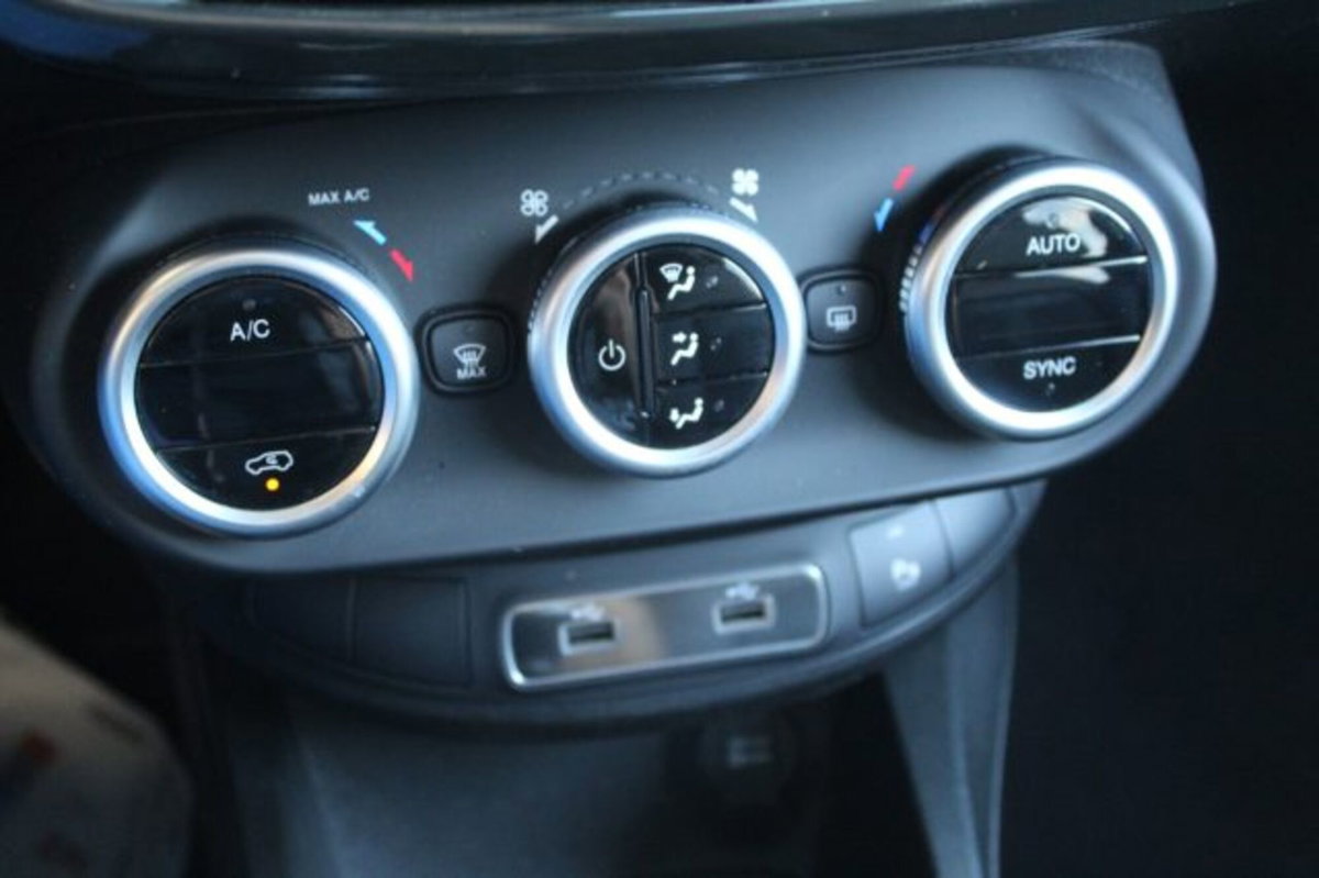 Fiat 500X 1.3 MultiJet 95 CV Sport Dolcevita (15)