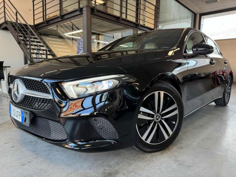 Mercedes-Benz Classe A Sedan 180 d Automatic 4p. Business