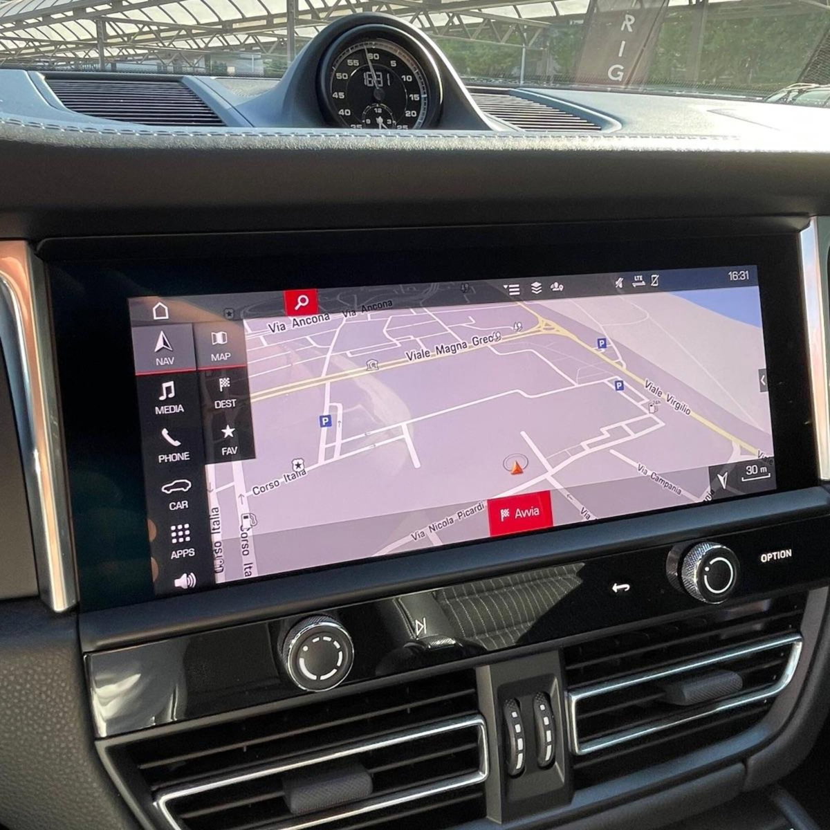 Porsche Macan 2.0 (9)