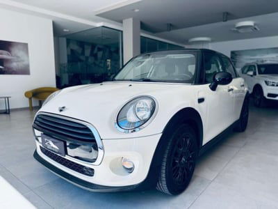 MINI Mini 1.5 Cooper D Business XL 5 porte usata