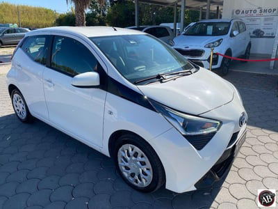 Toyota Aygo 1.0 VVT-i 72 CV 5 porte x-cite usata