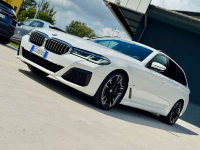 BMW Serie 5 Touring 520d  48V xdrive MSport Pro auto usata