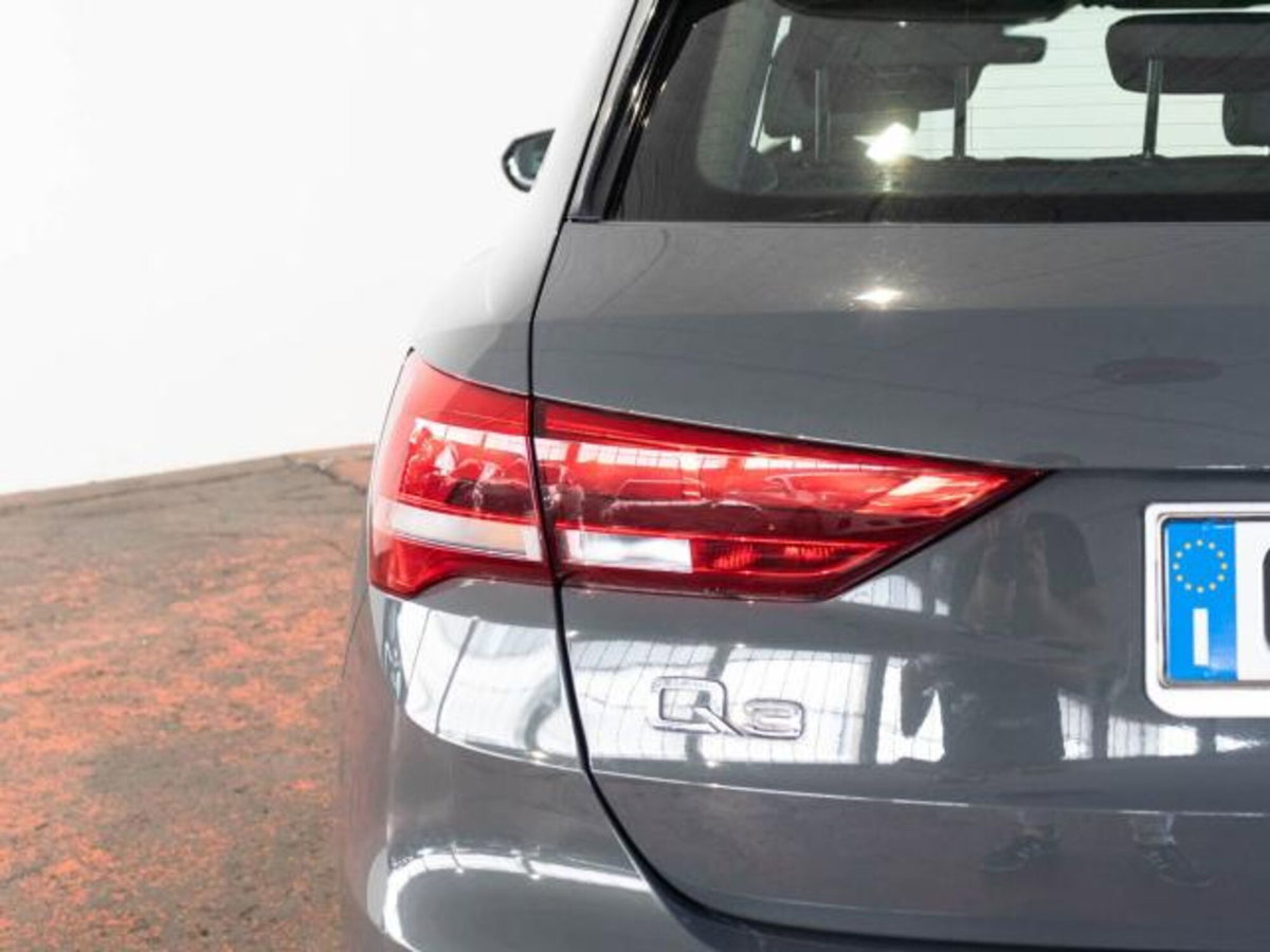 Audi Q3 35 TDI Business (10)