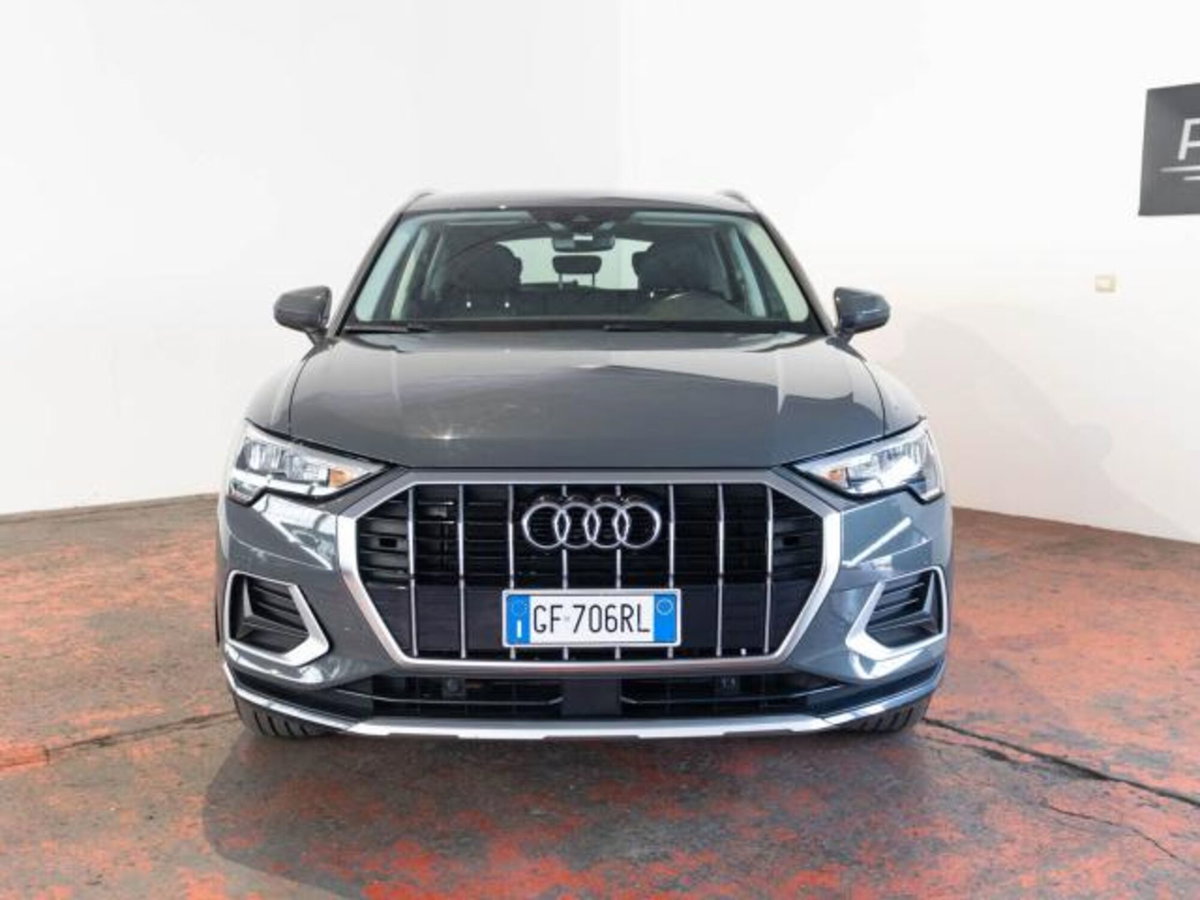 Audi Q3 35 TDI Business (3)