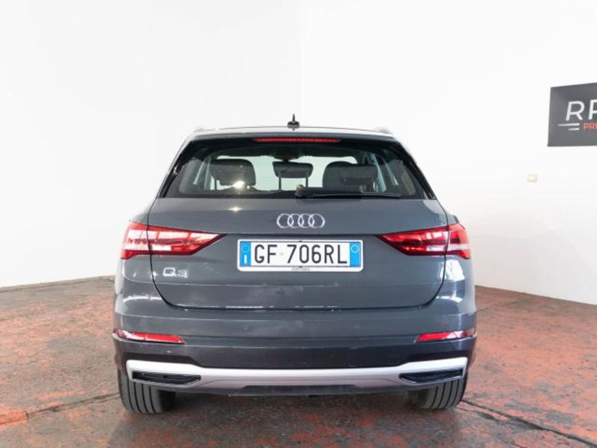 Audi Q3 35 TDI Business (6)