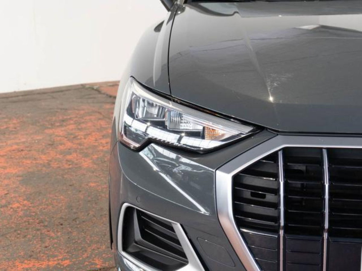 Audi Q3 35 TDI Business (9)