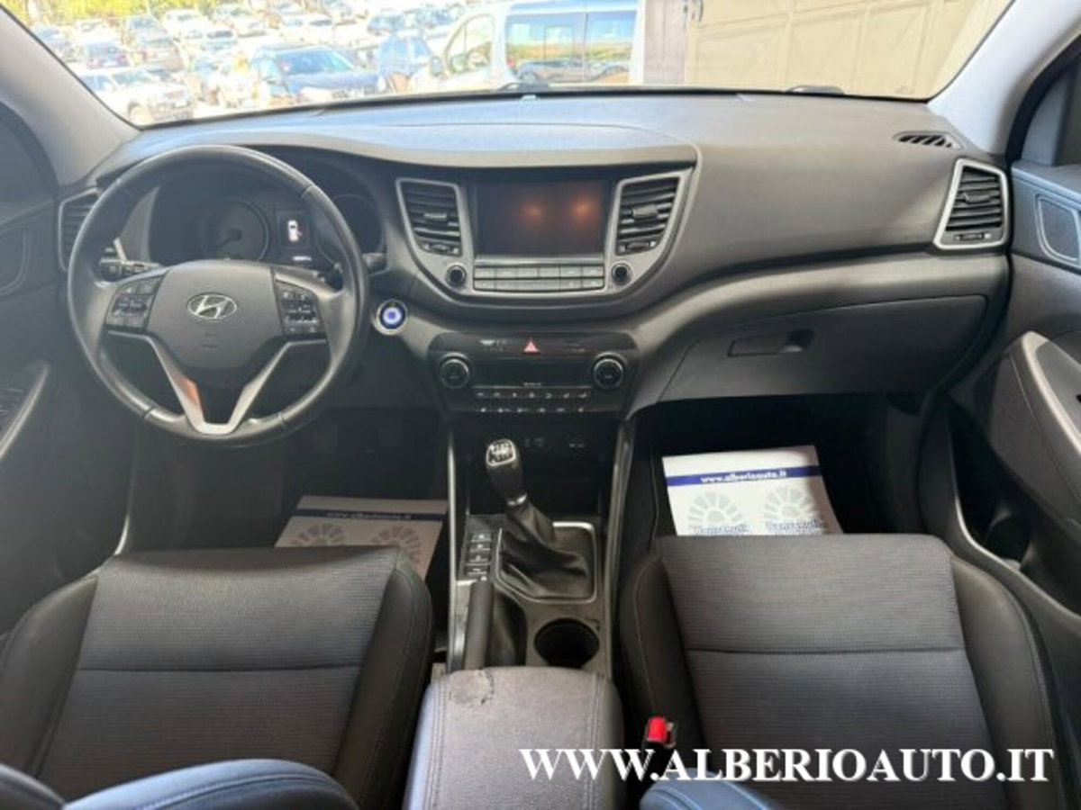 Hyundai Tucson 1.7 CRDi XPossible (9)
