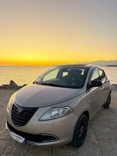 Lancia Ypsilon 1.2 69 CV 5 porte GPL Ecochic Gold usata