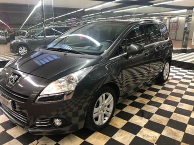 Peugeot 5008 2.0 HDi 150CV Féline usata